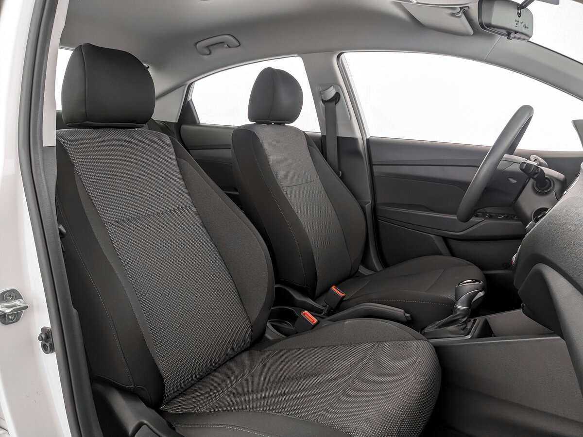 Купить Hyundai Solaris с пробегом. Фото: #22