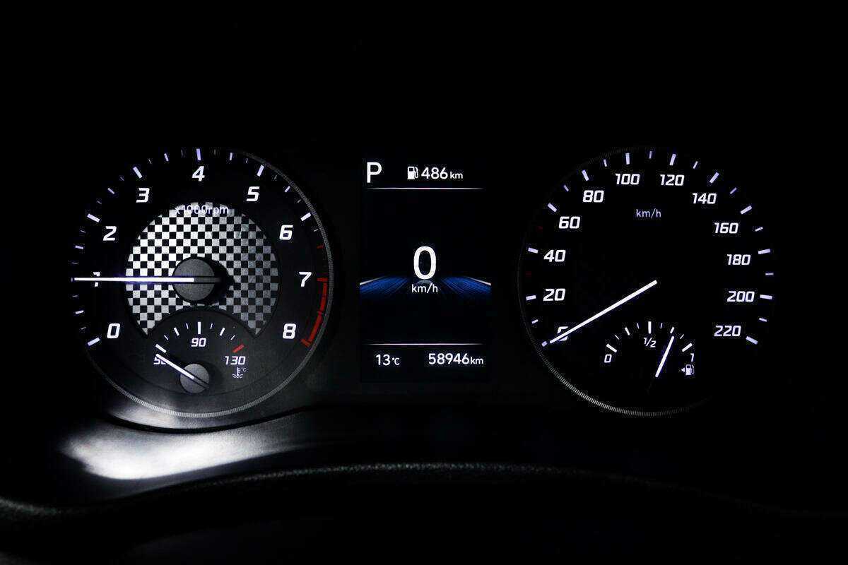 Купить Hyundai Solaris с пробегом. Фото: #7