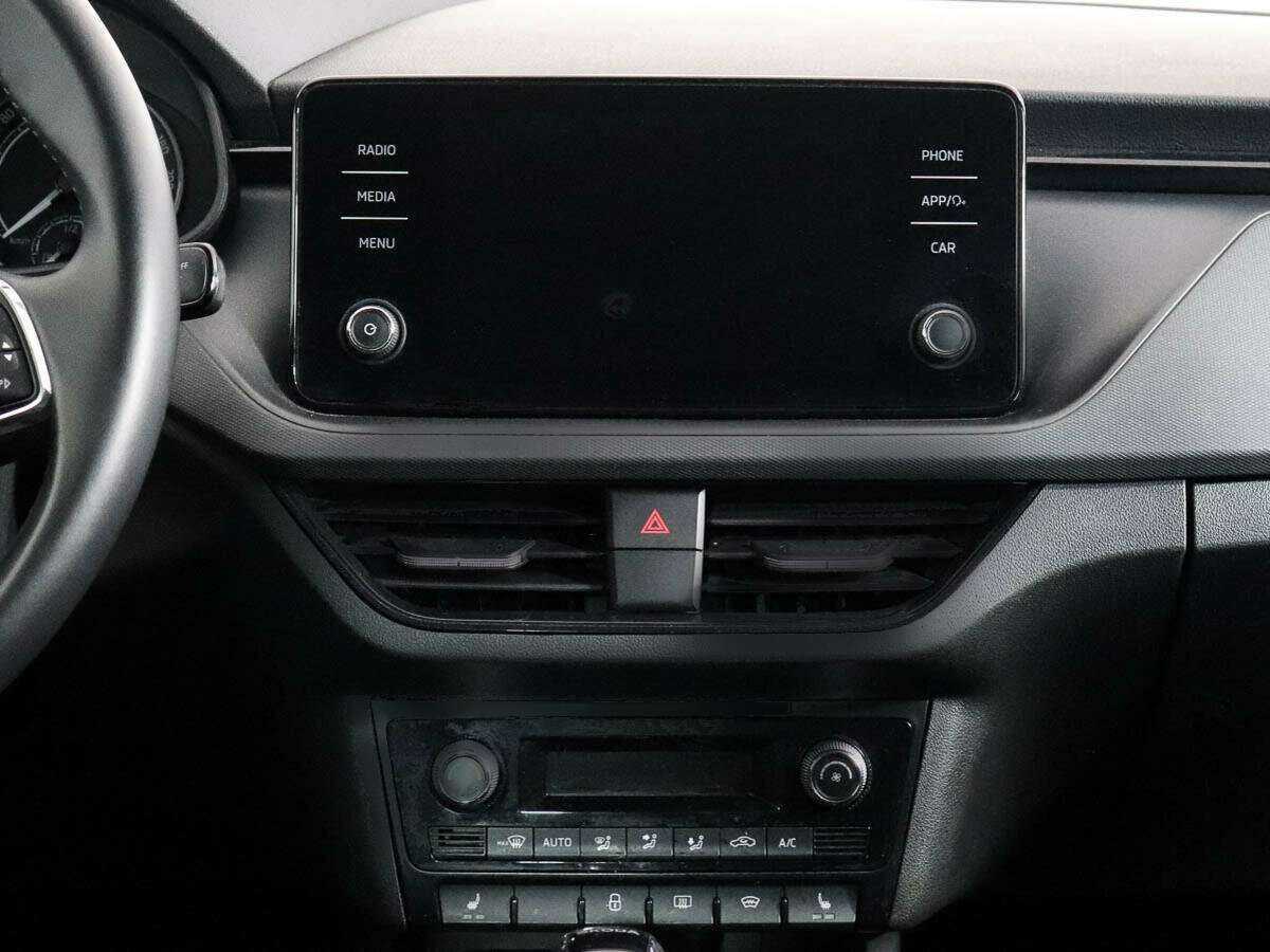 Купить Skoda Rapid с пробегом. Фото: #11