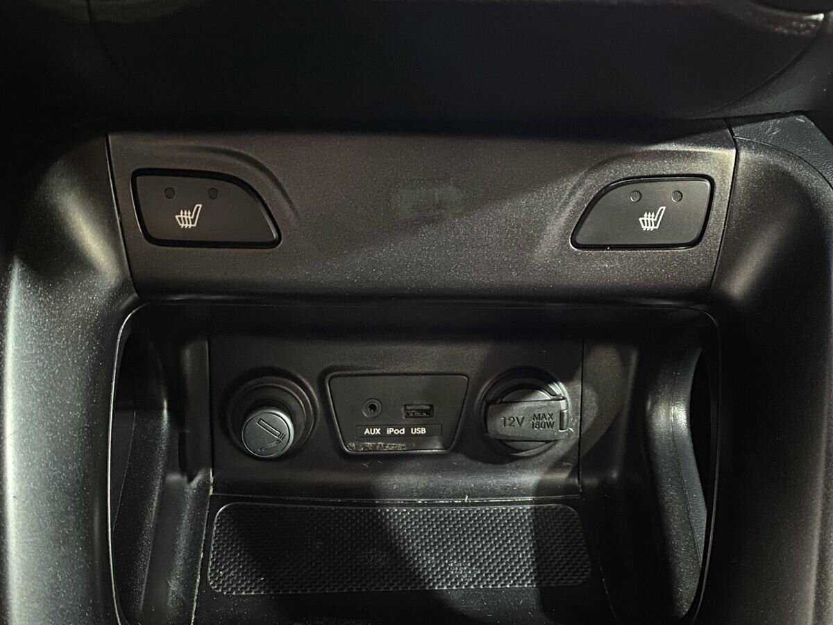 Купить Hyundai ix35 с пробегом. Фото: #14