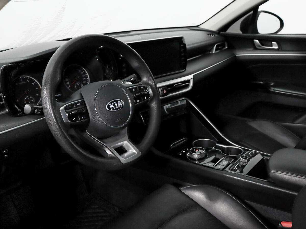 Купить Kia K5 с пробегом. Фото: #8