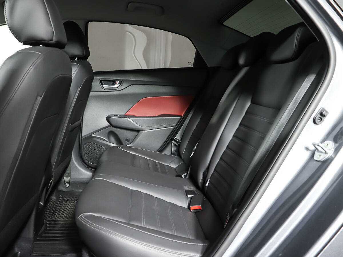 Купить Hyundai Solaris с пробегом. Фото: #9