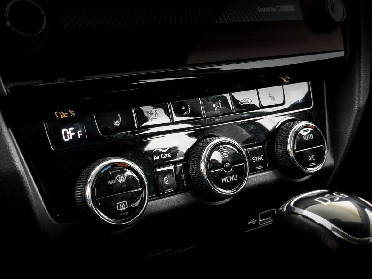 Купить Skoda Octavia с пробегом. Фото: #25