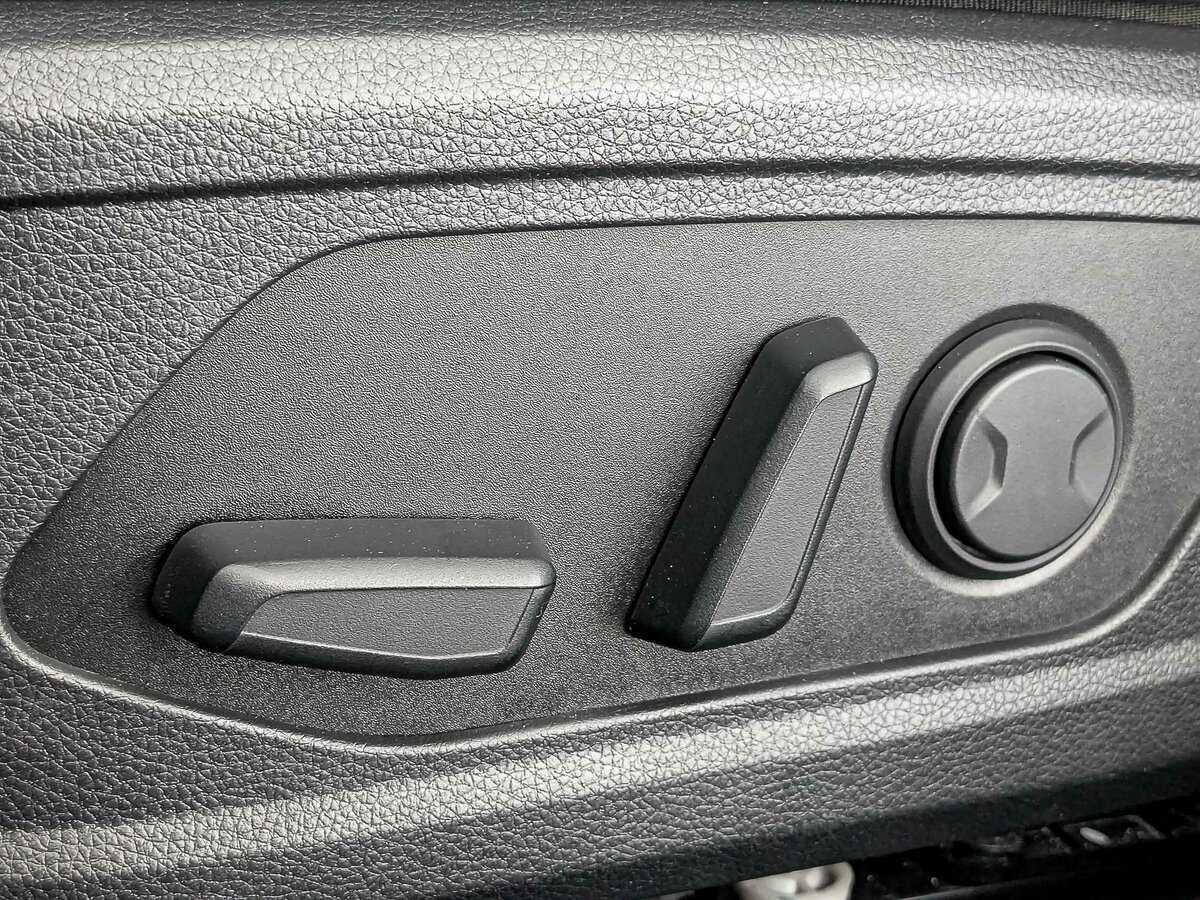 Купить Kia K5 с пробегом. Фото: #24