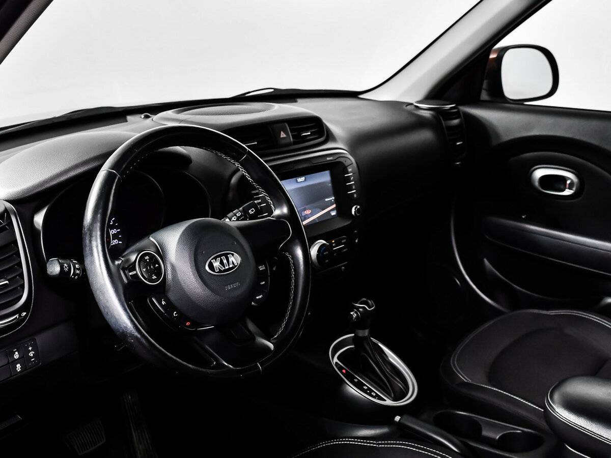 Купить Kia Soul с пробегом. Фото: #9