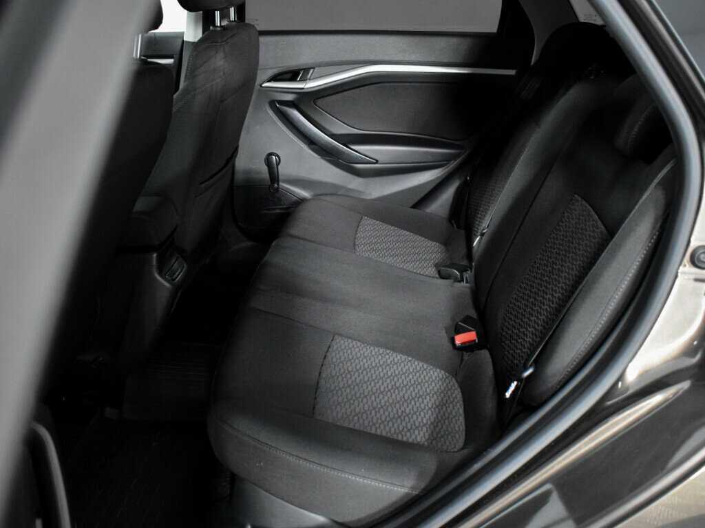 Купить Lada (ВАЗ) Vesta с пробегом. Фото: #9