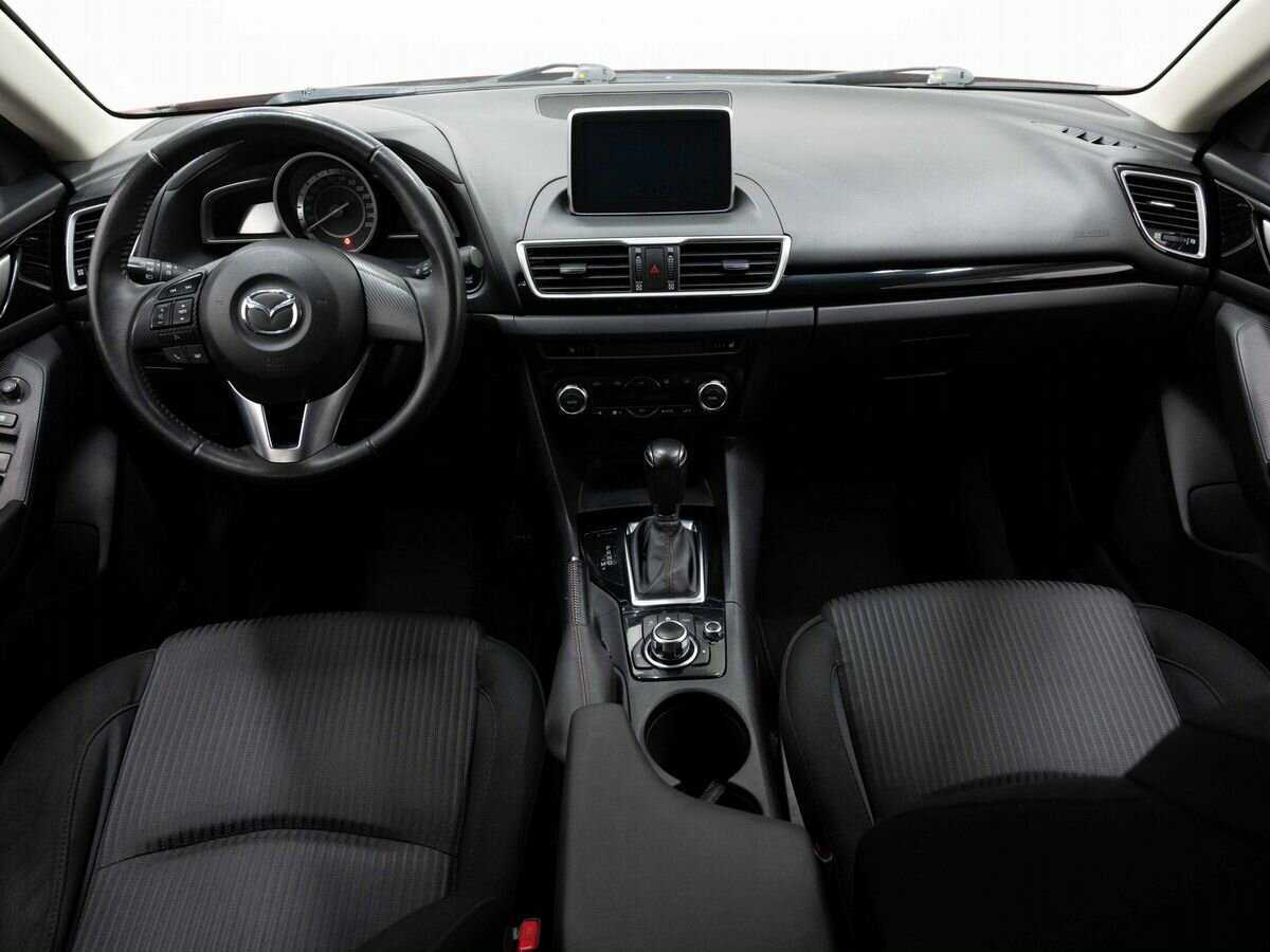 Купить Mazda 3 с пробегом. Фото: #12