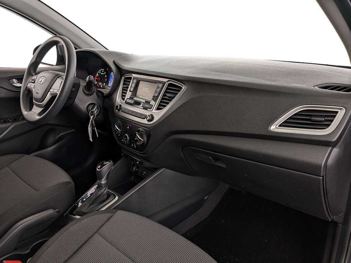 Купить Hyundai Solaris с пробегом. Фото: #10