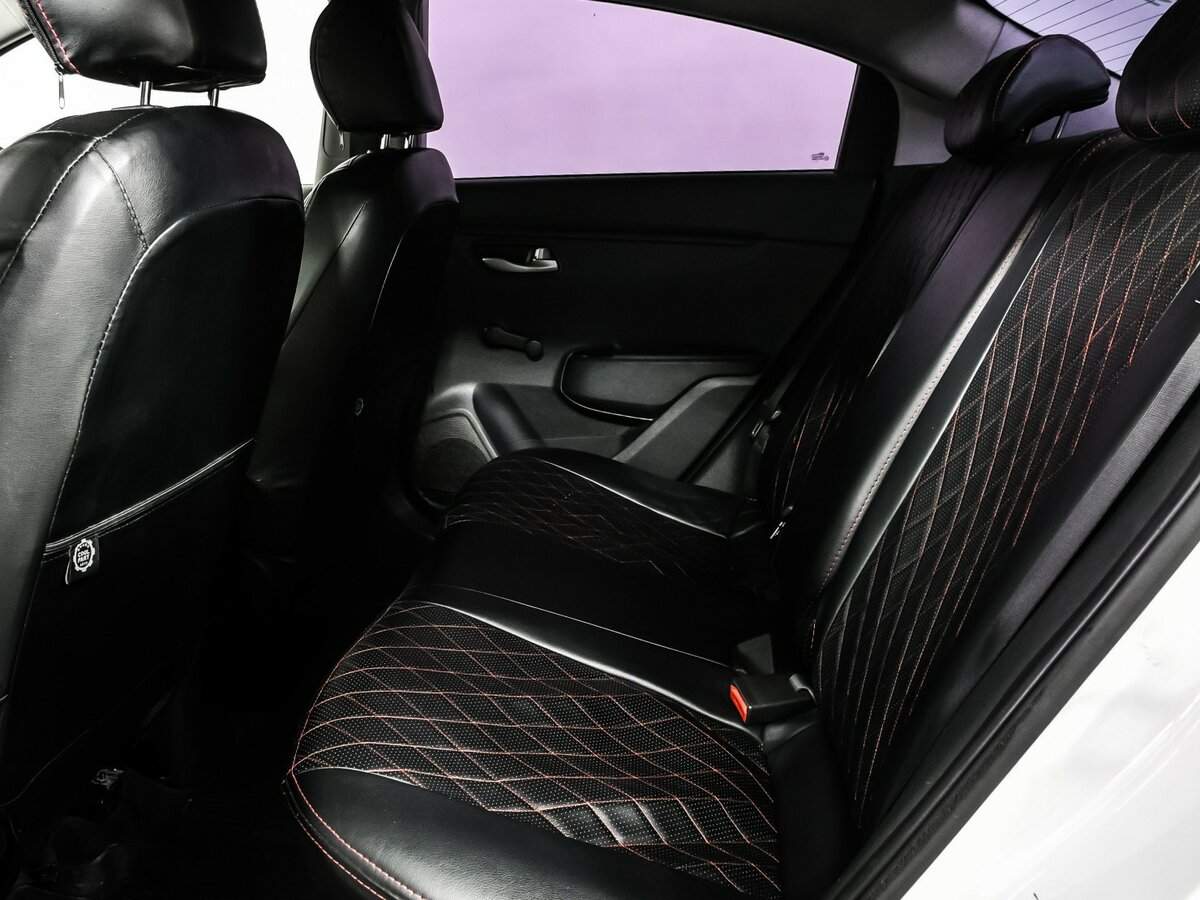 Купить Kia Rio с пробегом. Фото: #12