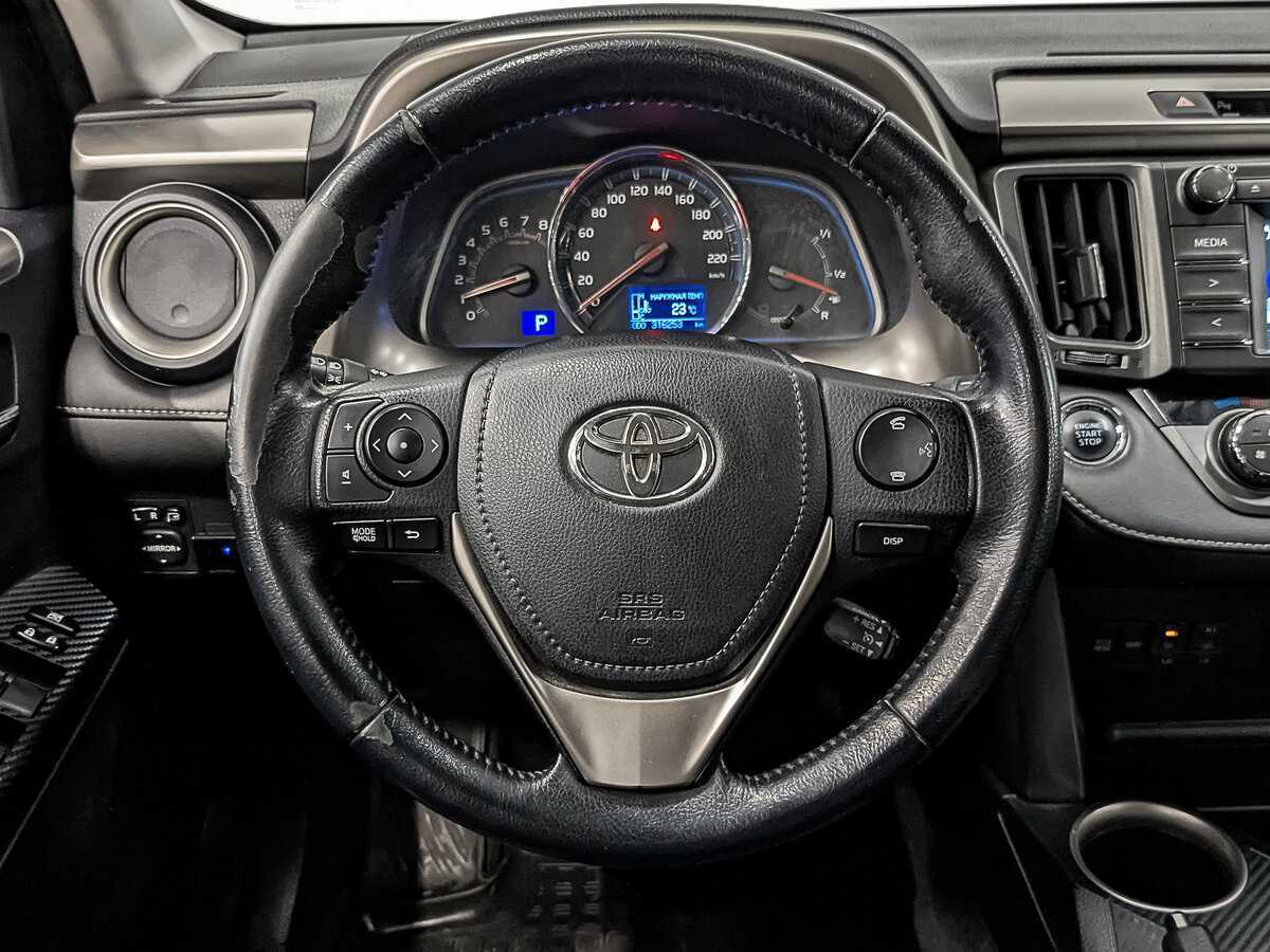 Купить Toyota RAV4 с пробегом. Фото: #20