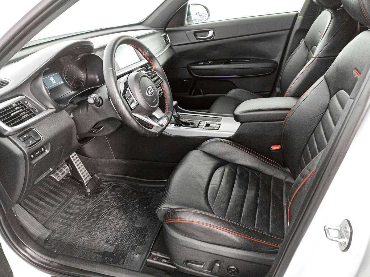 Купить Kia Optima с пробегом. Фото: #15