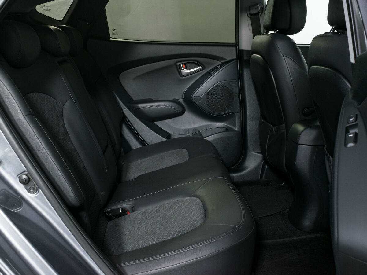 Купить Hyundai ix35 с пробегом. Фото: #8