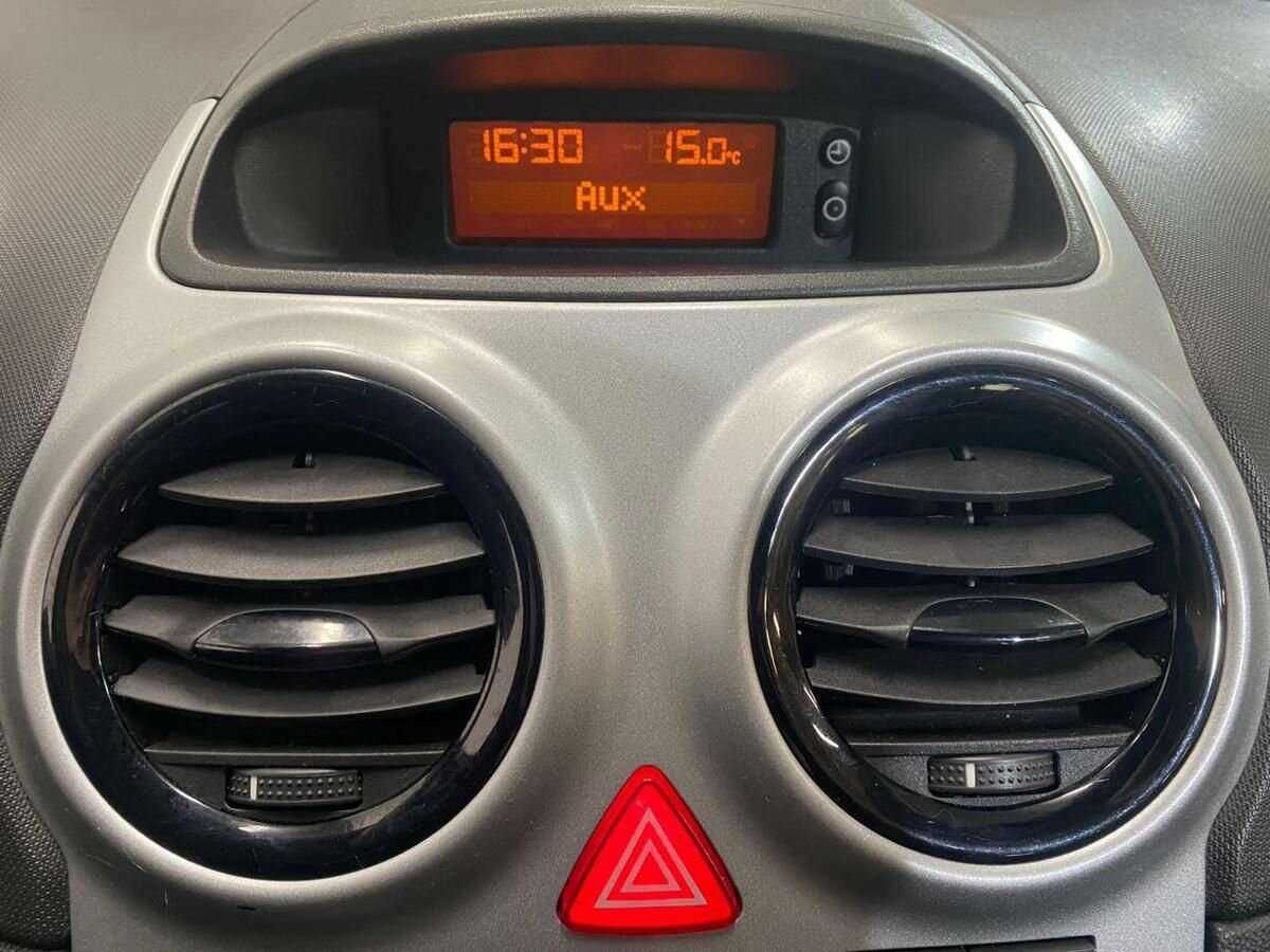 Купить Opel Corsa с пробегом. Фото: #13