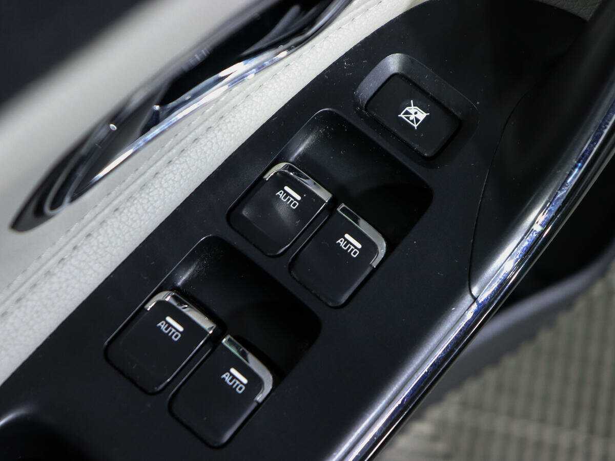 Купить Kia Ceed с пробегом. Фото: #16