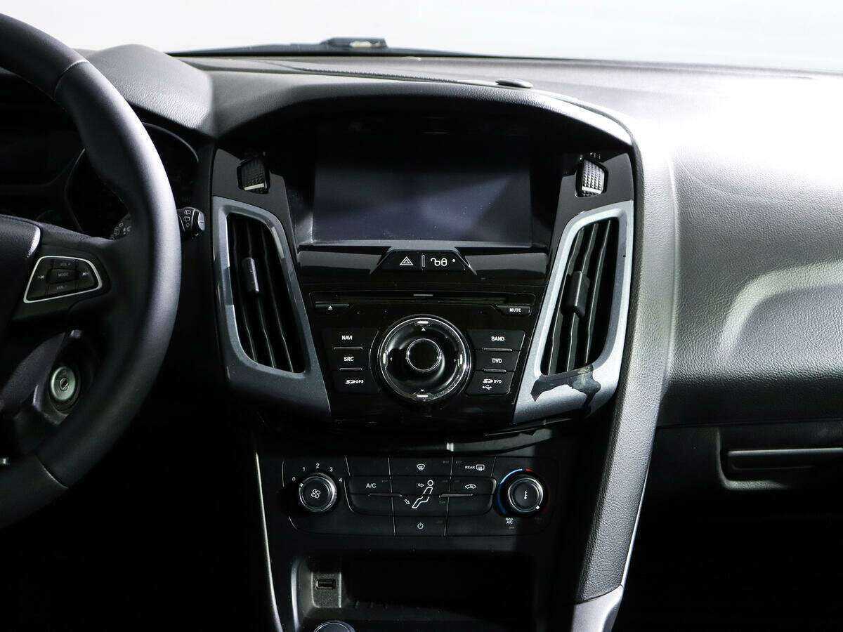 Купить Ford Focus с пробегом. Фото: #12