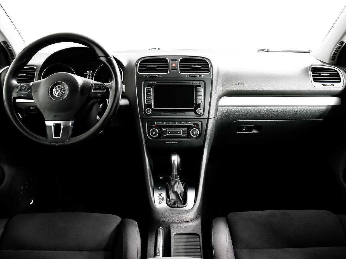 Купить Volkswagen Golf с пробегом. Фото: #10