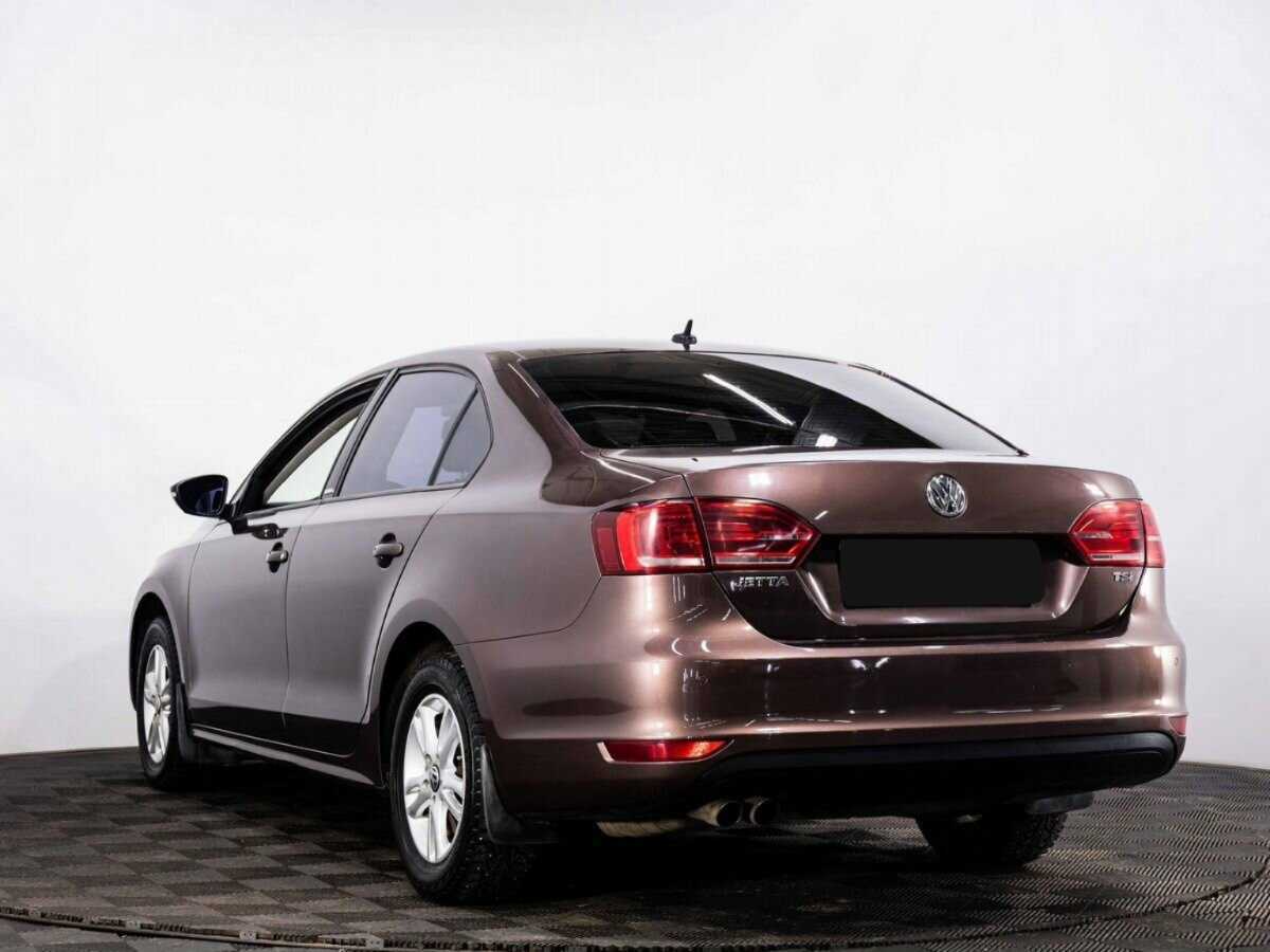 Купить Volkswagen Jetta с пробегом. Фото: #3