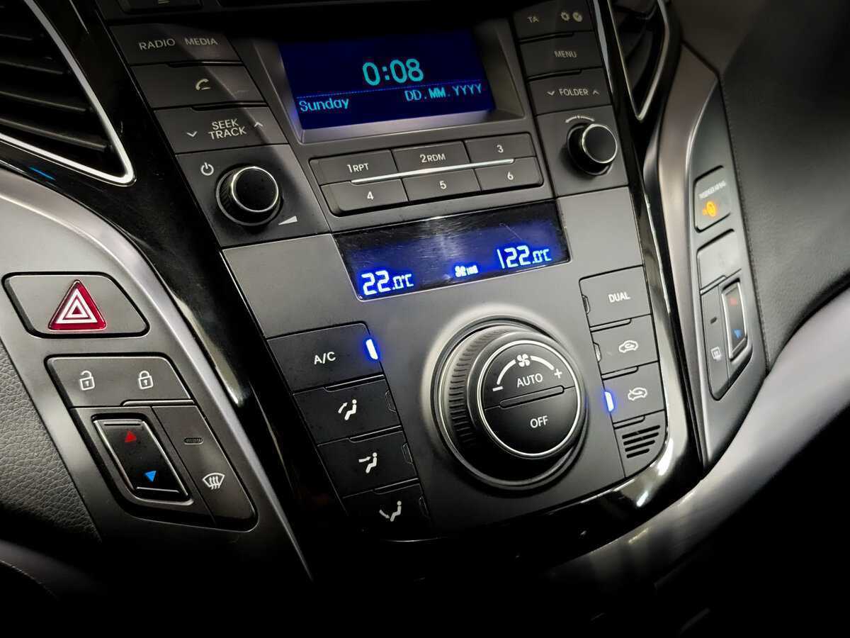 Купить Hyundai i40 с пробегом. Фото: #24