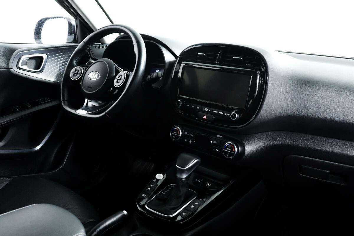 Купить Kia Soul с пробегом. Фото: #8