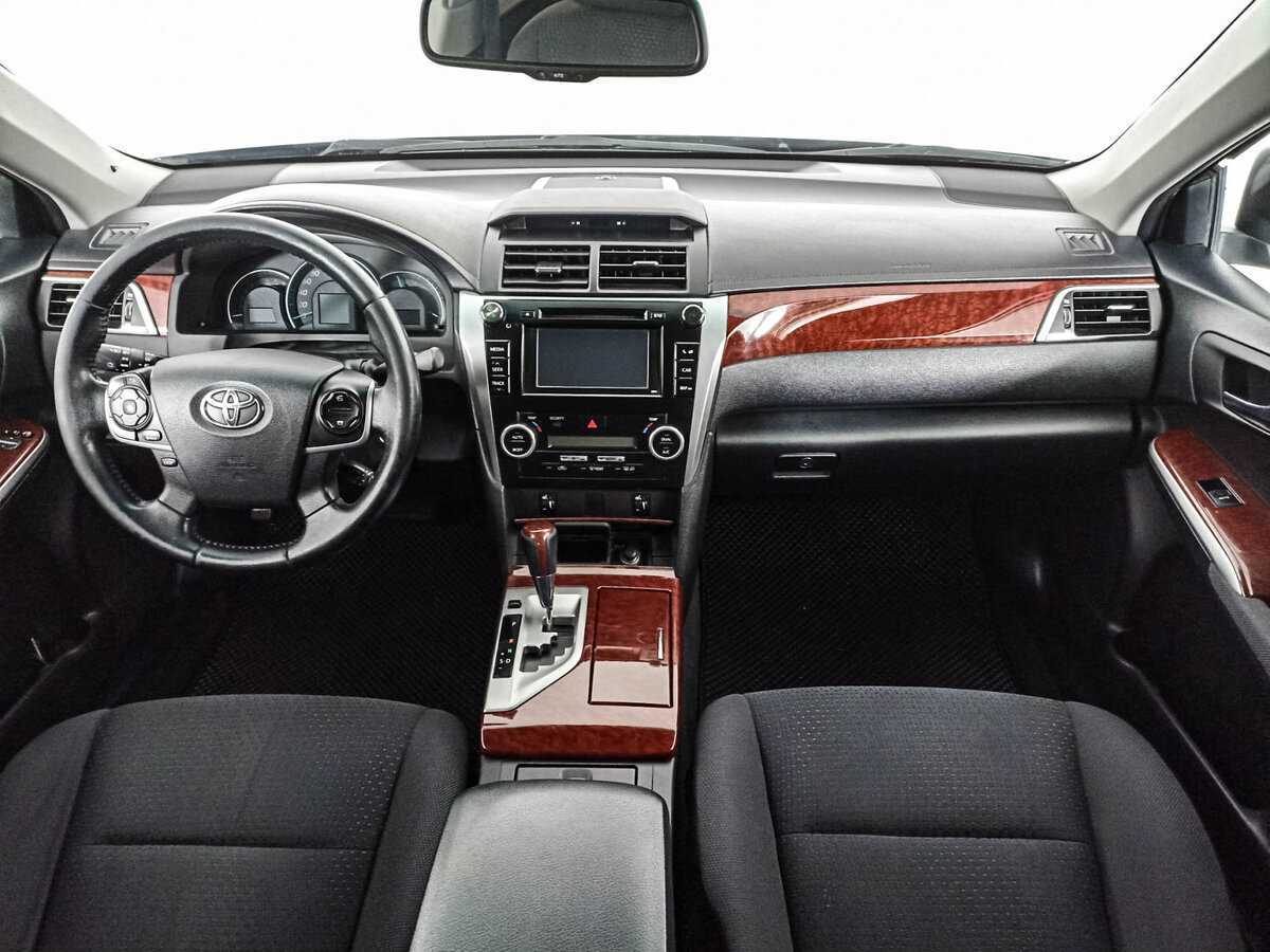 Купить Toyota Camry с пробегом. Фото: #11