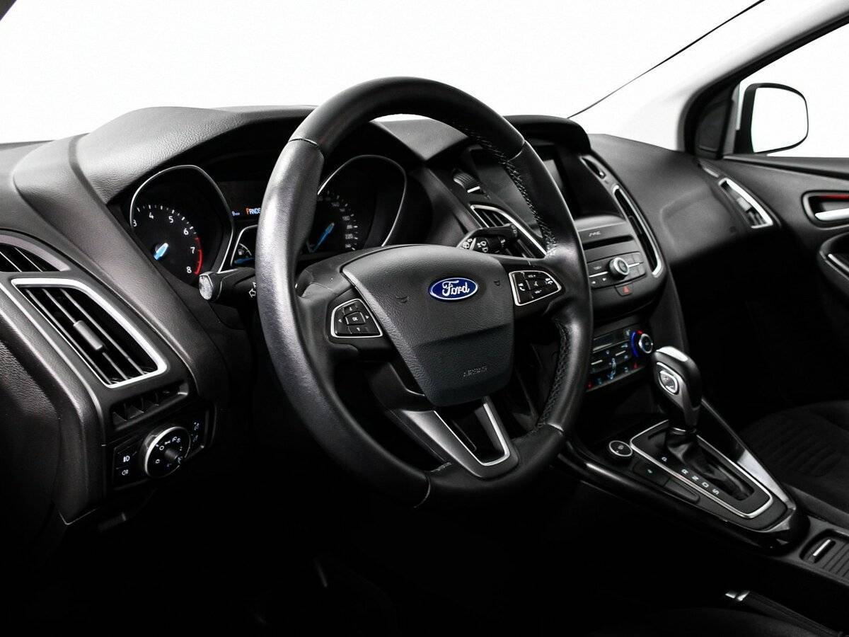 Купить Ford Focus с пробегом. Фото: #11