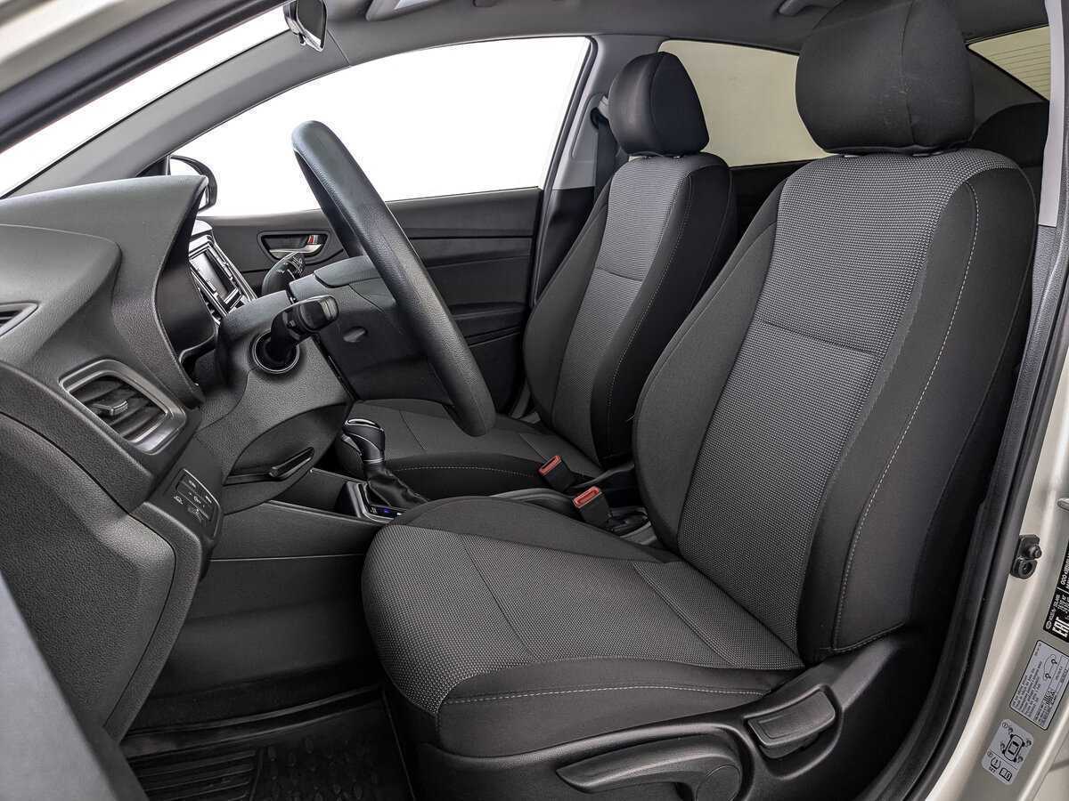 Купить Hyundai Solaris с пробегом. Фото: #19