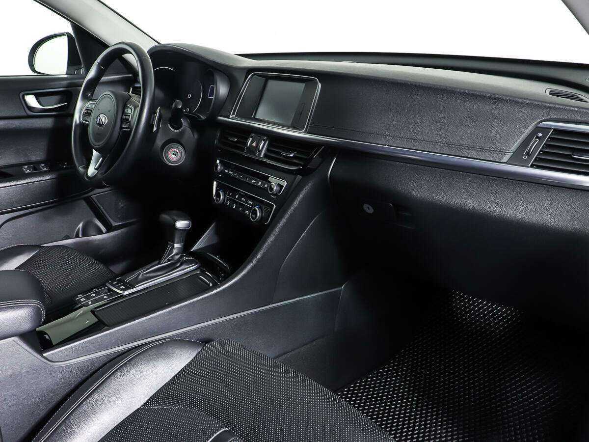 Купить Kia Optima с пробегом. Фото: #10