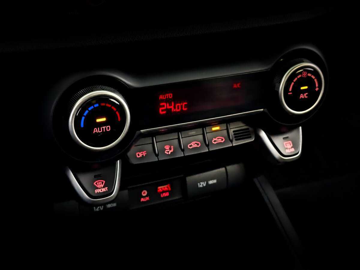 Купить Kia Rio с пробегом. Фото: #23