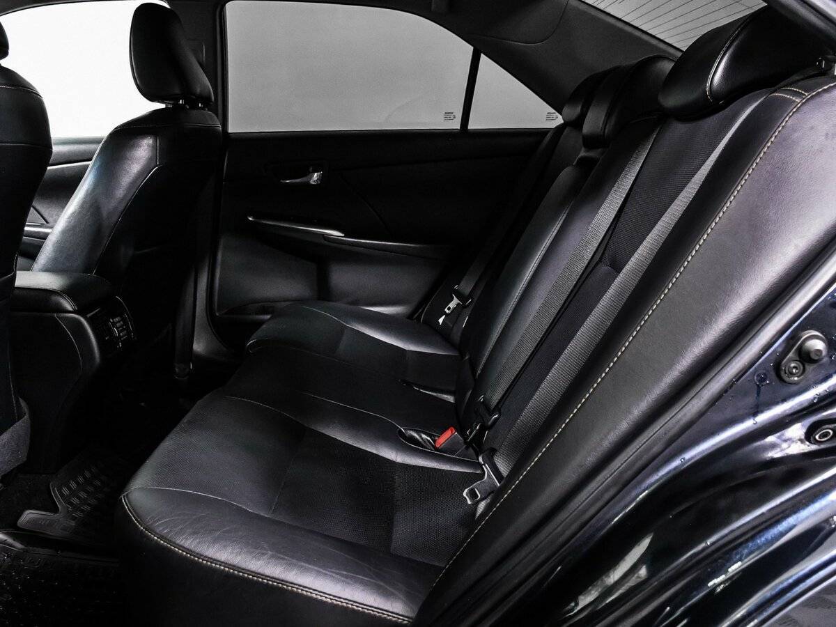 Купить Toyota Camry с пробегом. Фото: #11