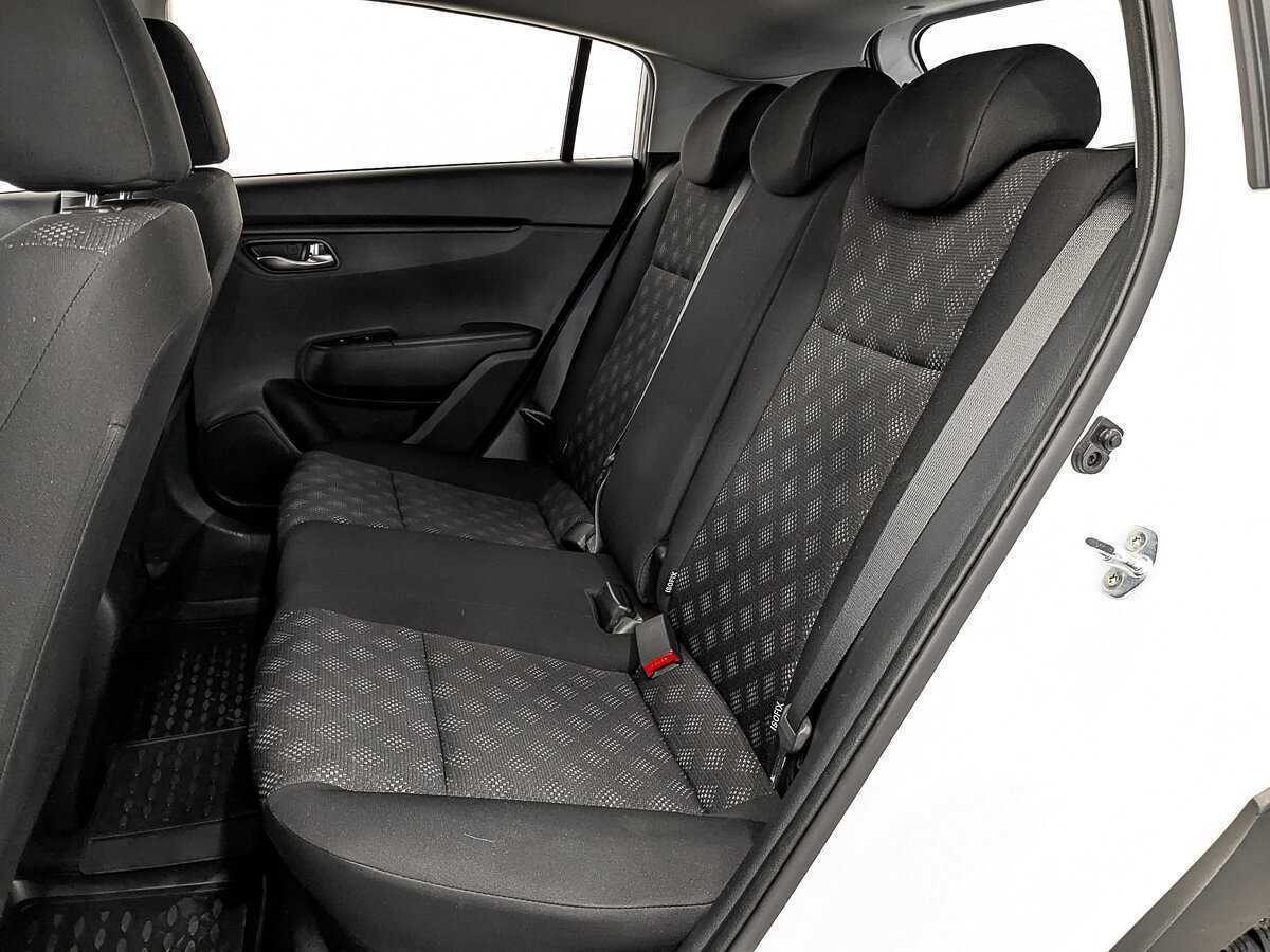 Купить Kia Rio с пробегом. Фото: #17