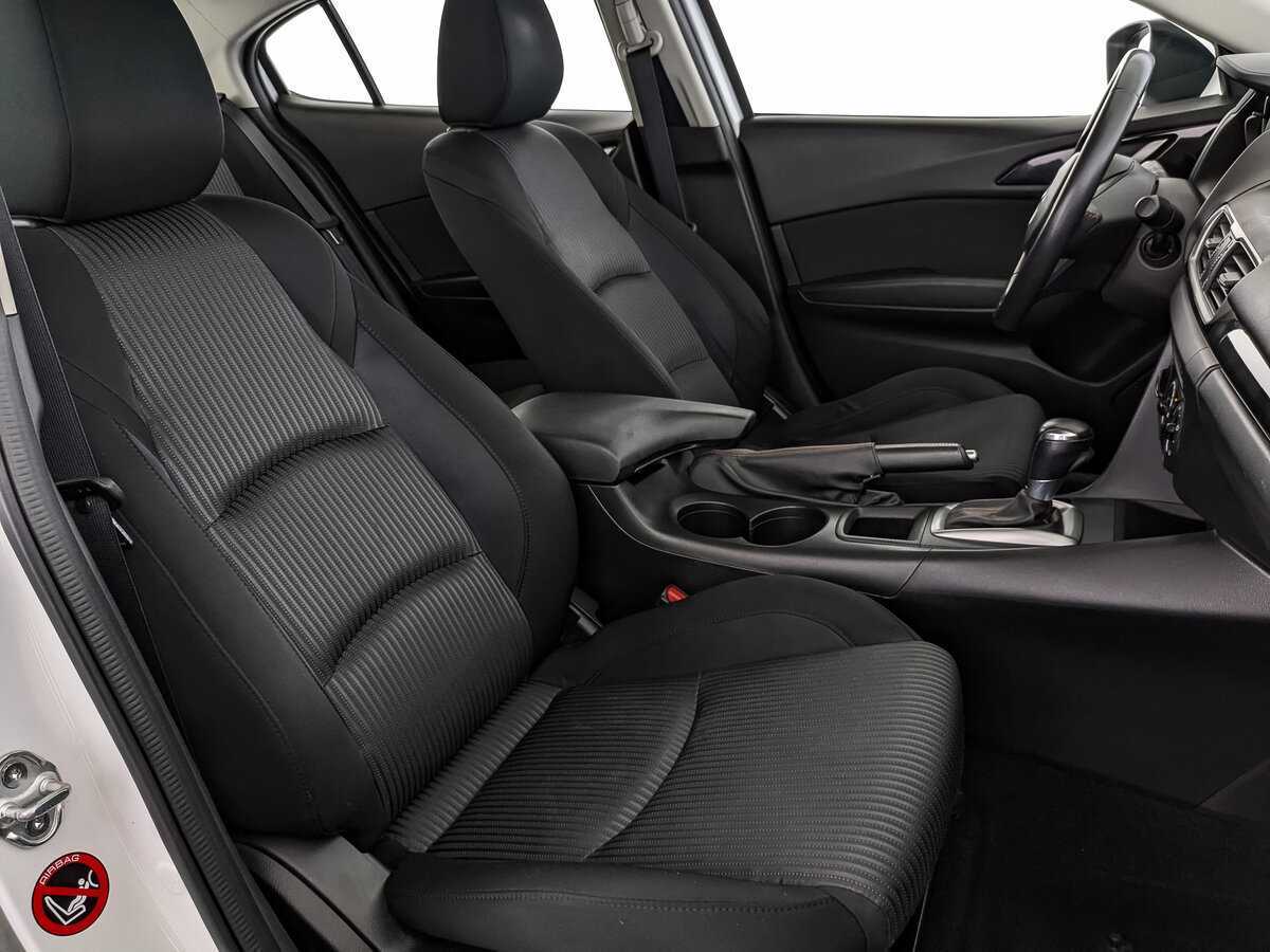 Купить Mazda 3 с пробегом. Фото: #23