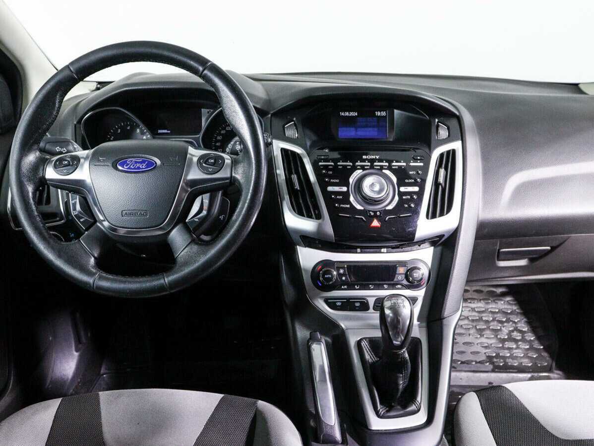Купить Ford Focus с пробегом. Фото: #9
