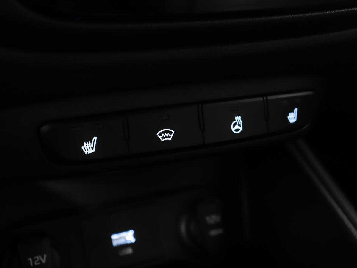 Купить Hyundai Solaris с пробегом. Фото: #20