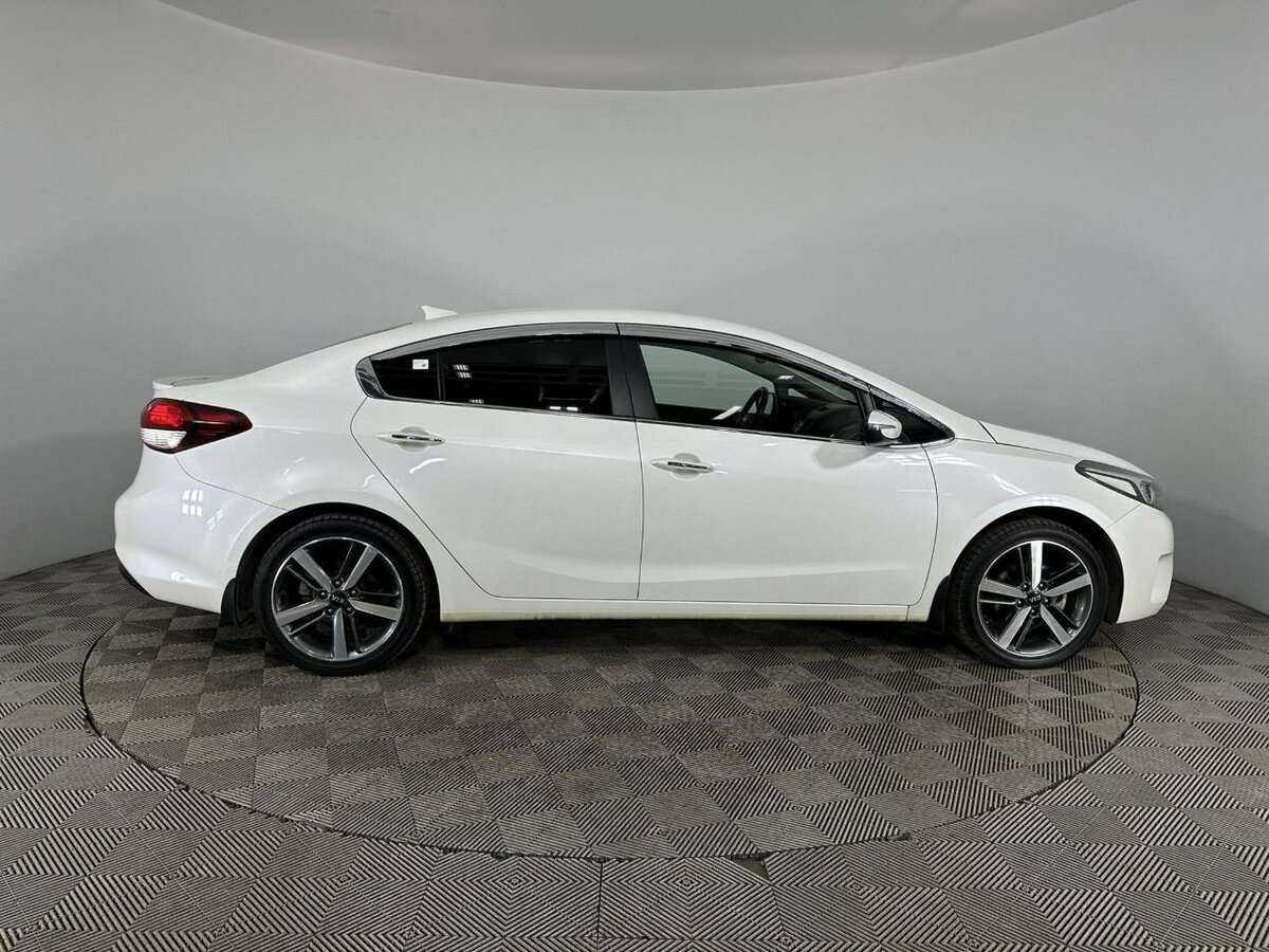 Купить Kia Cerato с пробегом. Фото: #3