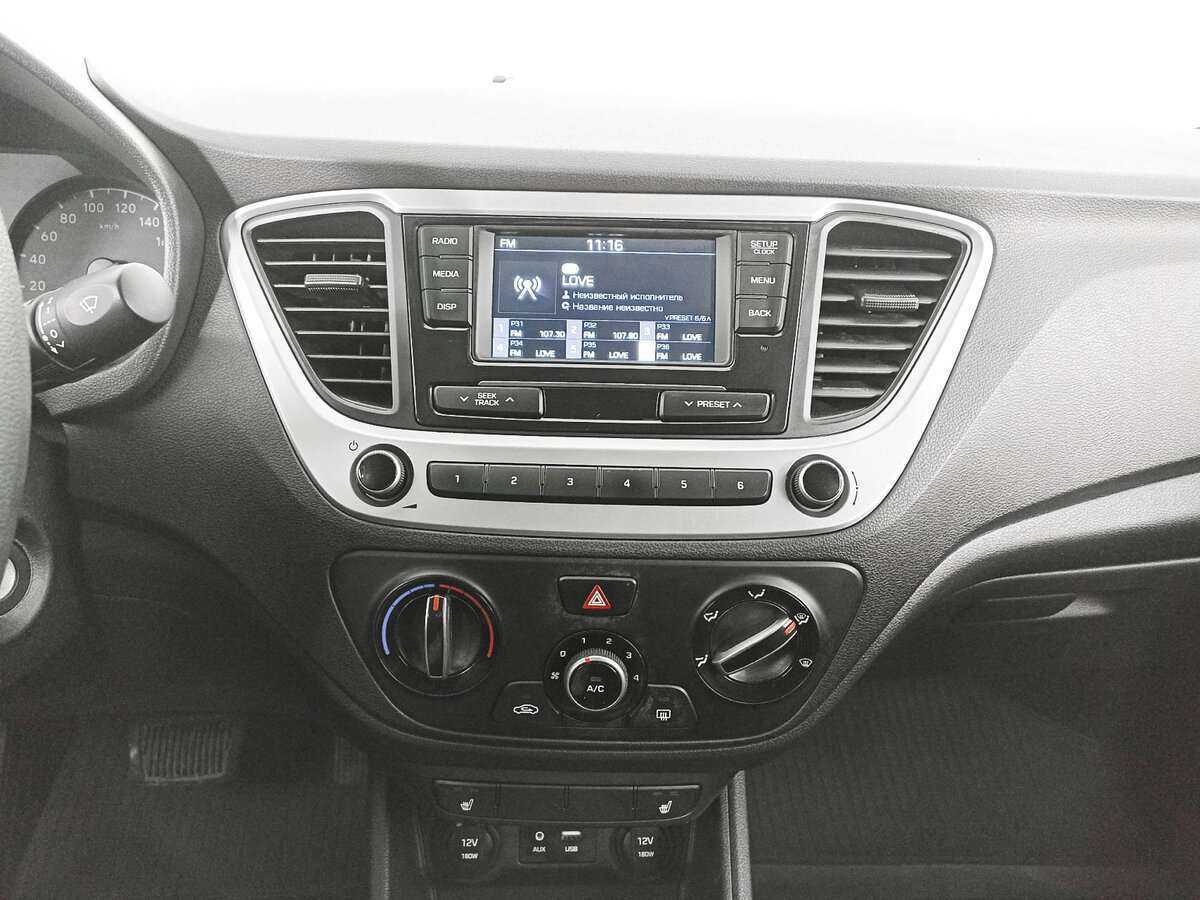 Купить Hyundai Solaris с пробегом. Фото: #14