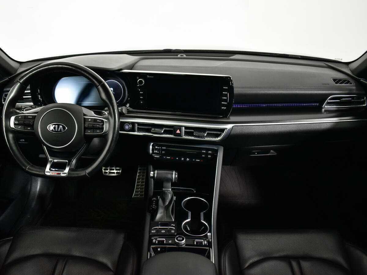 Купить Kia K5 с пробегом. Фото: #11