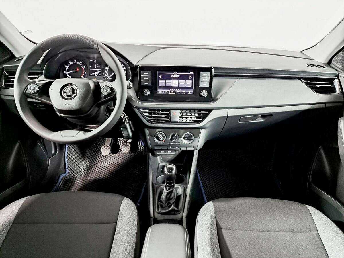 Купить Skoda Rapid с пробегом. Фото: #11