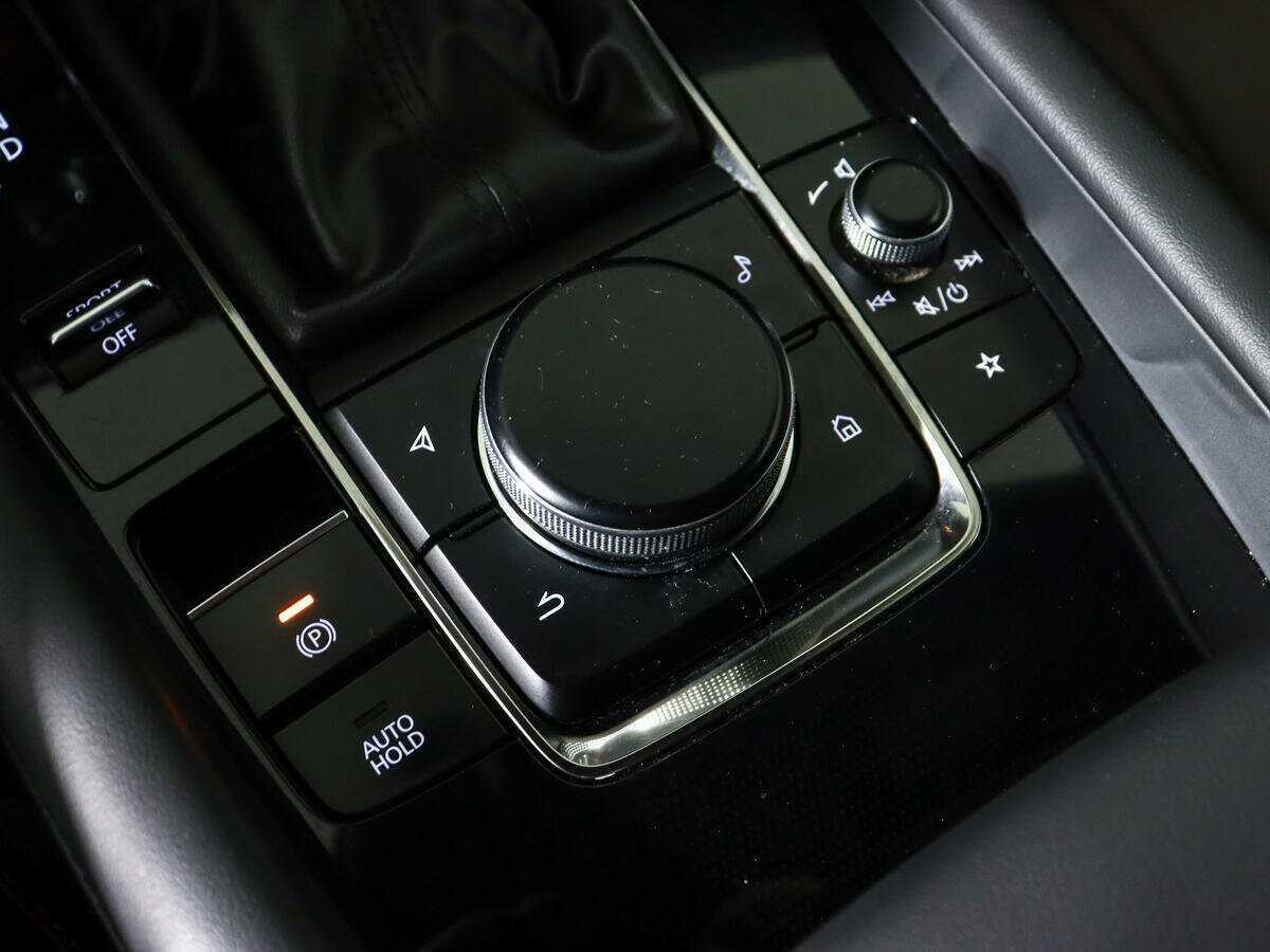 Купить Mazda 3 с пробегом. Фото: #20