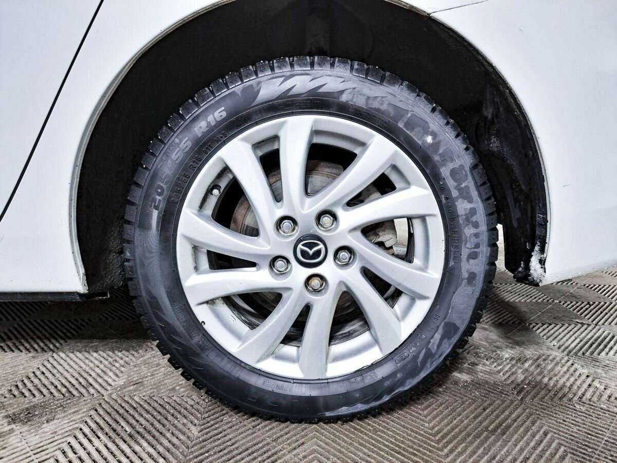 Купить Mazda 3 с пробегом. Фото: #17