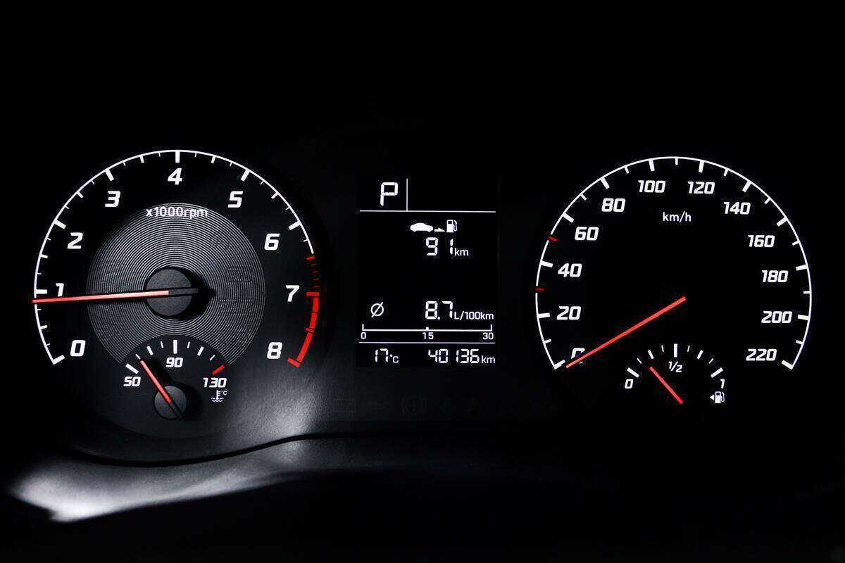 Купить Hyundai Solaris с пробегом. Фото: #9