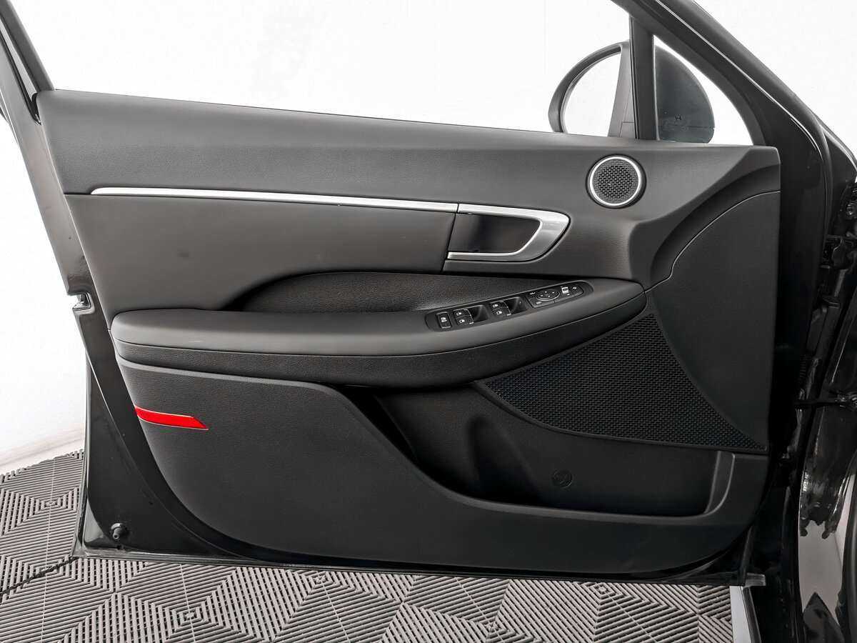 Купить Hyundai Sonata с пробегом. Фото: #18