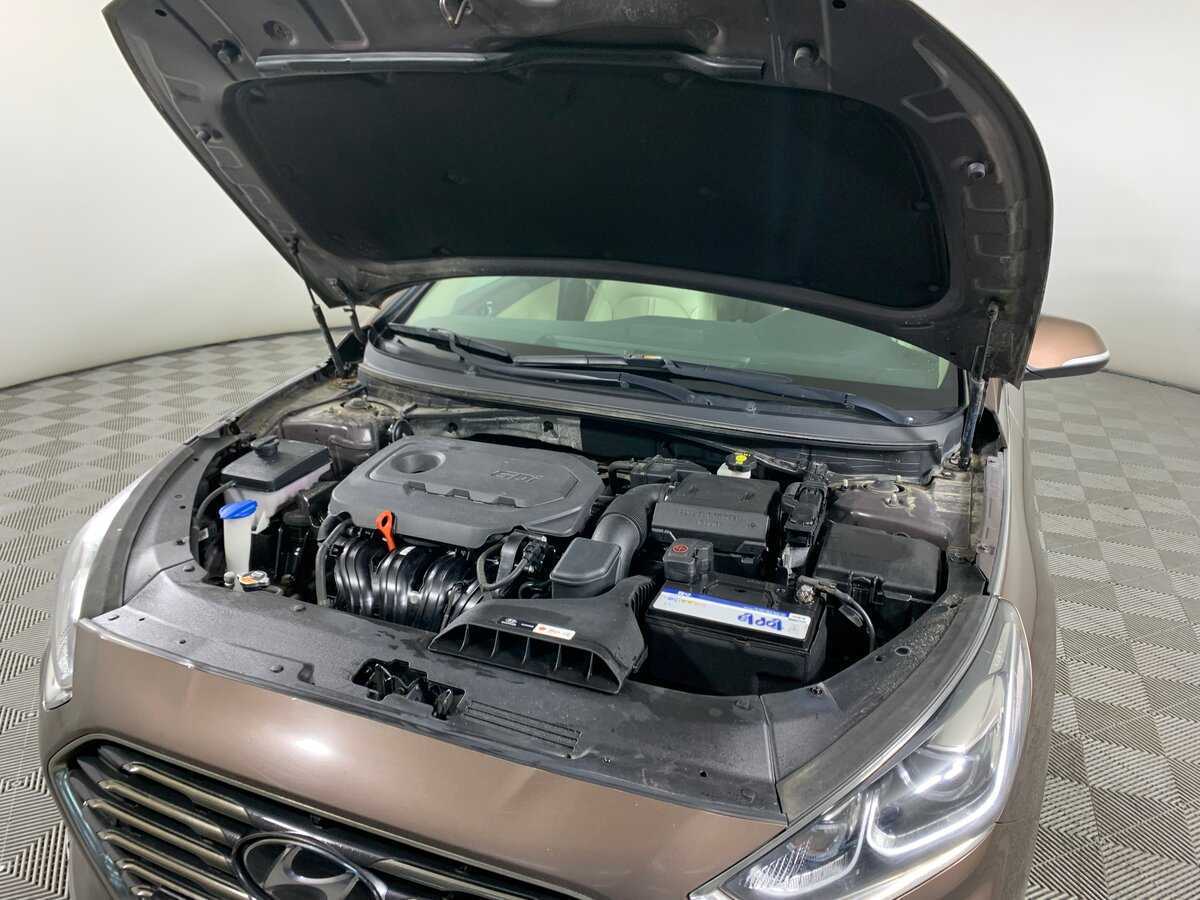 Купить Hyundai Sonata с пробегом. Фото: #10