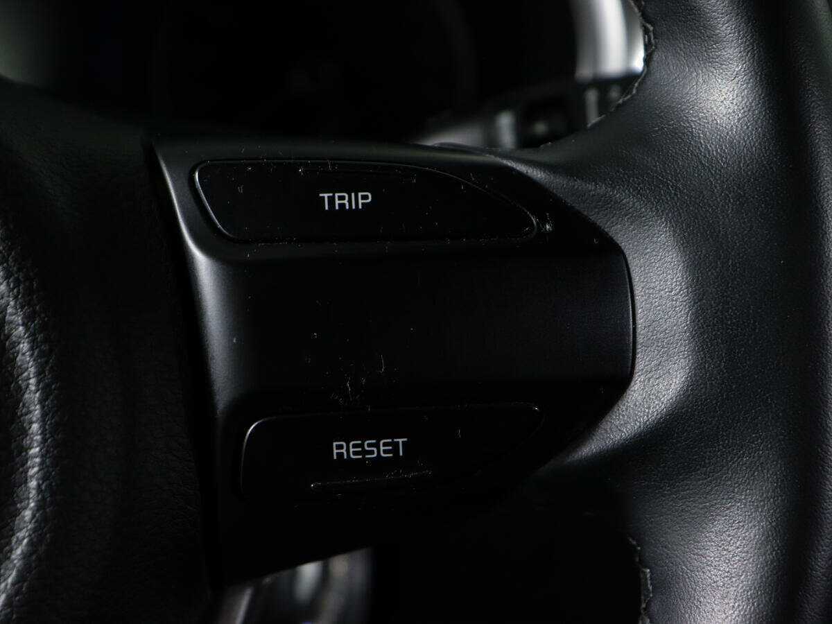 Купить Kia Rio с пробегом. Фото: #16