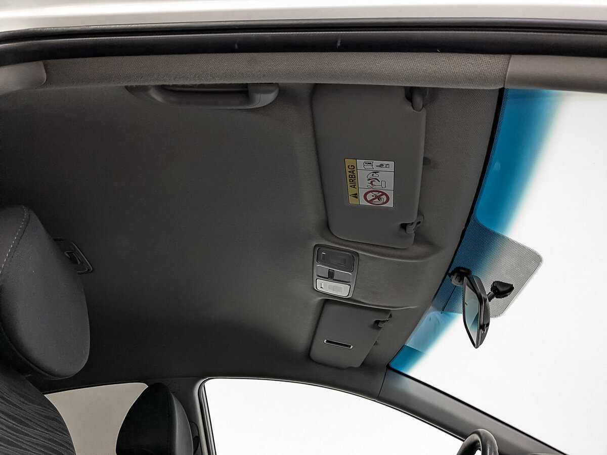 Купить Hyundai Solaris с пробегом. Фото: #20