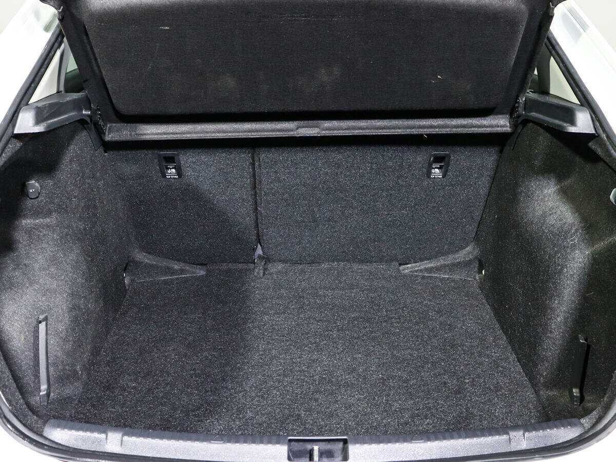 Купить Skoda Rapid с пробегом. Фото: #14