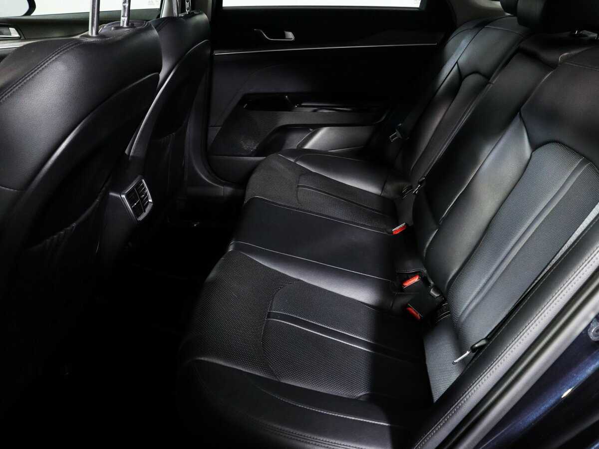 Купить Kia K5 с пробегом. Фото: #9