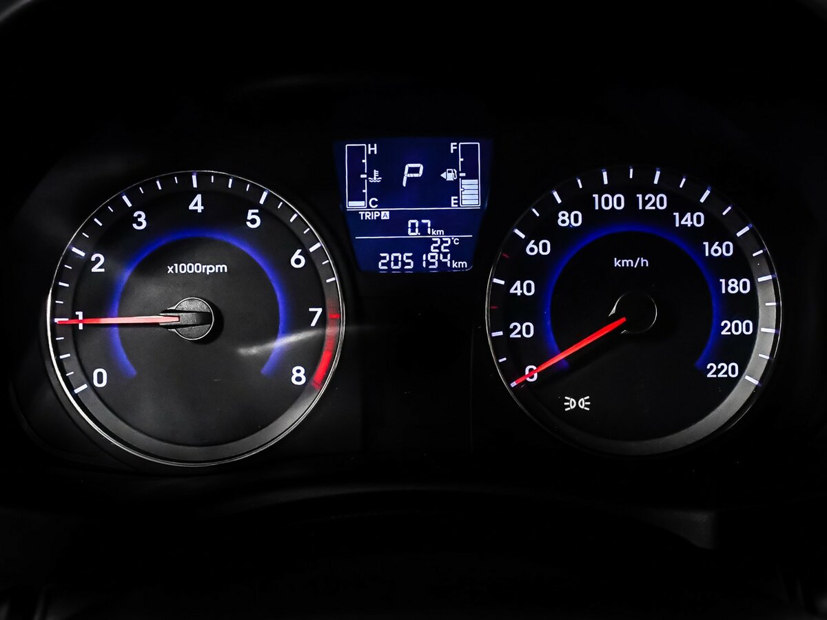 Купить Hyundai Solaris с пробегом. Фото: #8