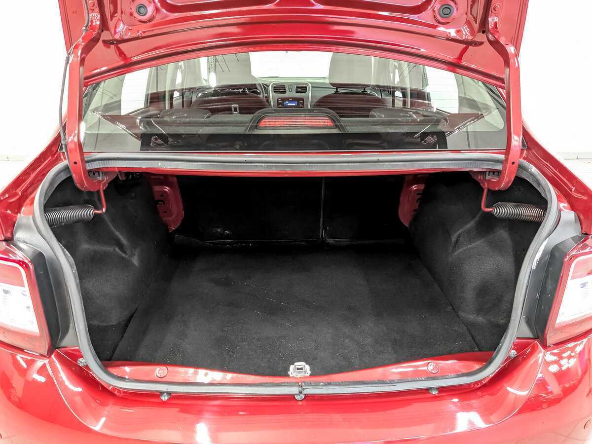 Купить Renault Logan с пробегом. Фото: #9