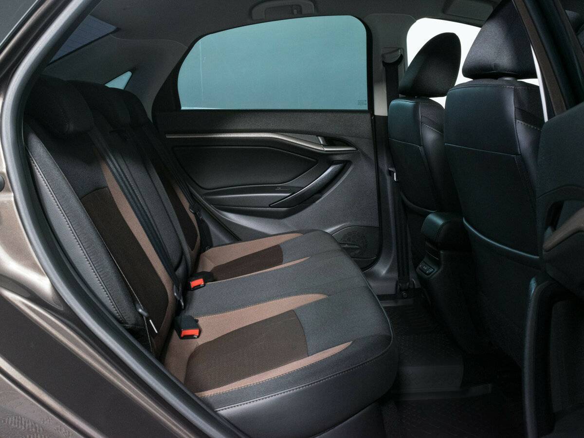 Купить Lada (ВАЗ) Vesta с пробегом. Фото: #9