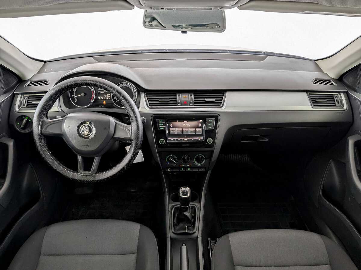 Купить Skoda Rapid с пробегом. Фото: #13